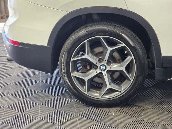 2025 BMW X1