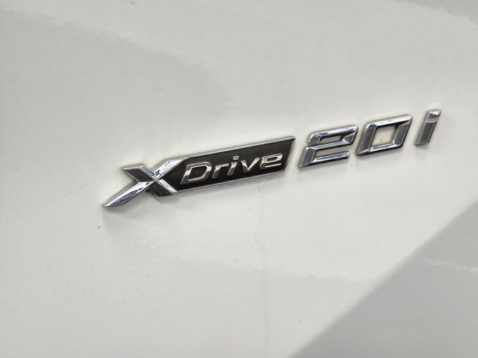 2025 BMW X1