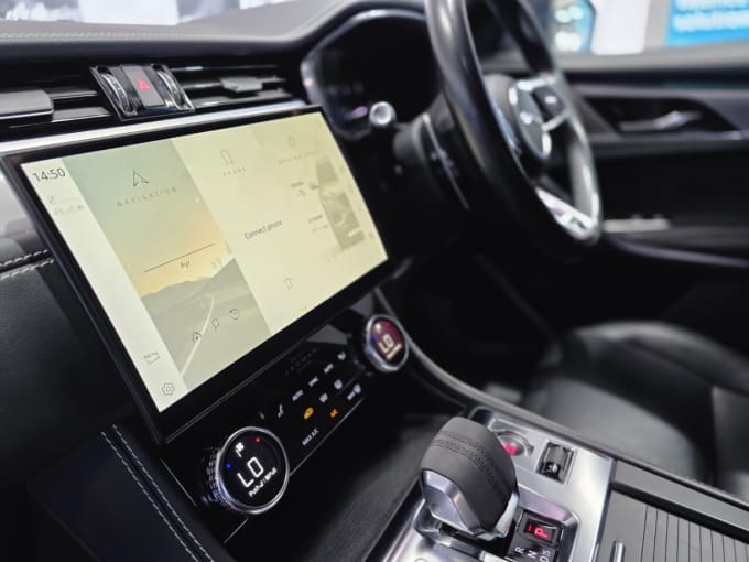 2025 Jaguar F-pace