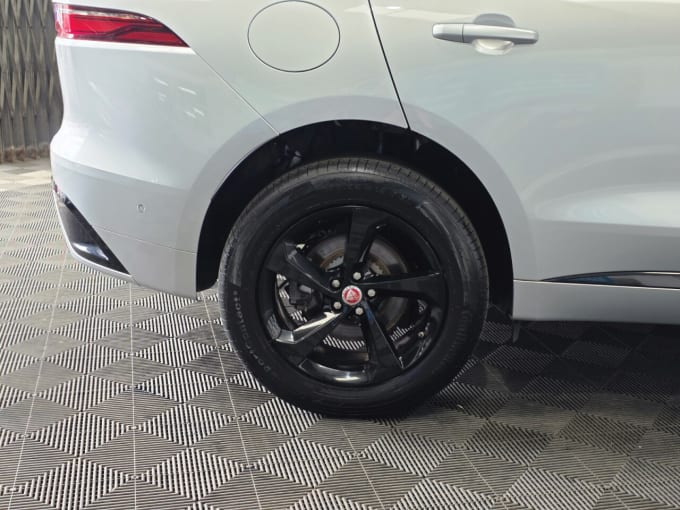 2025 Jaguar F-pace