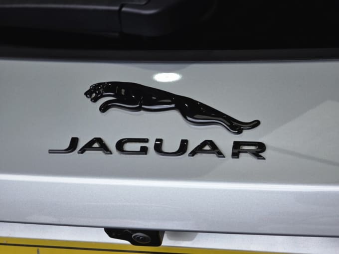 2025 Jaguar F-pace