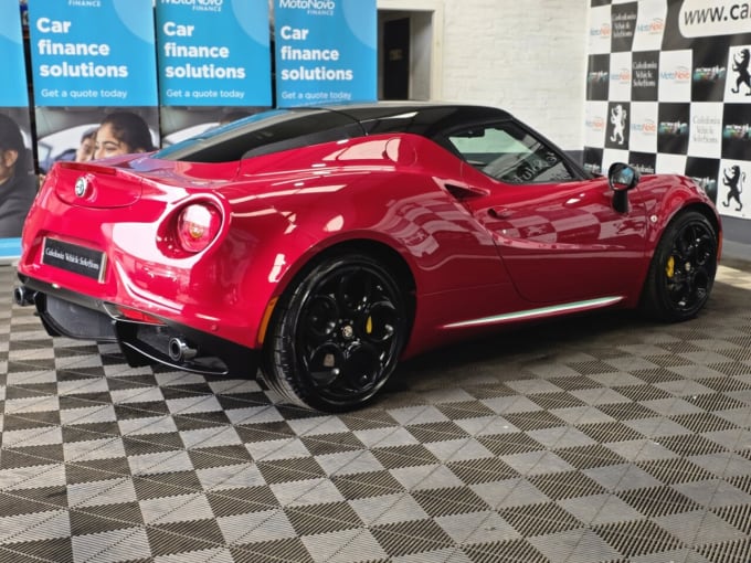 2025 Alfa Romeo 4c