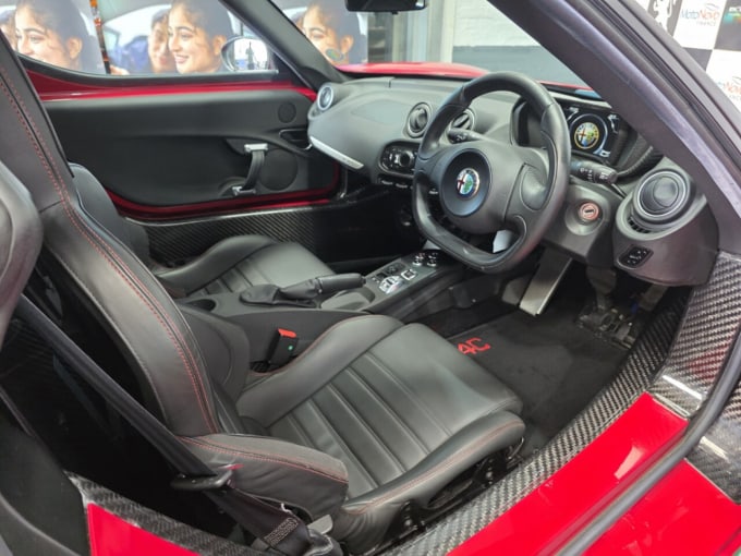 2025 Alfa Romeo 4c
