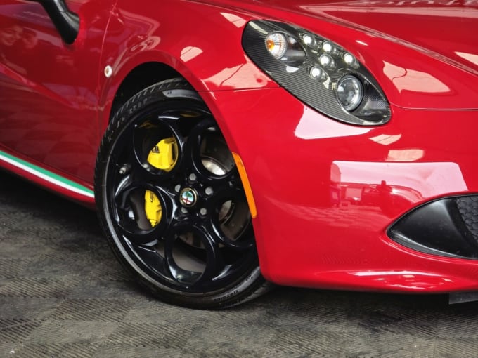 2025 Alfa Romeo 4c