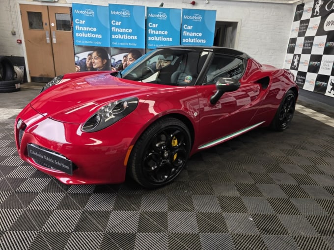 2025 Alfa Romeo 4c