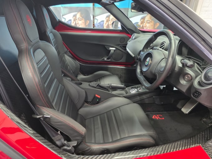 2025 Alfa Romeo 4c