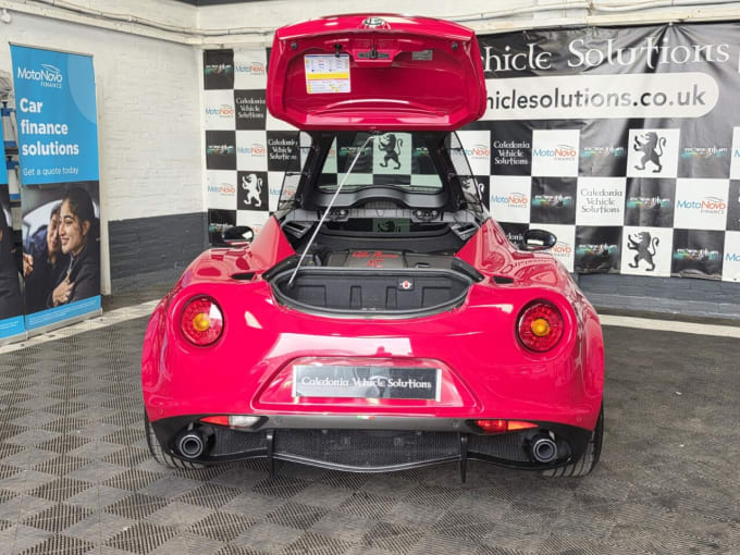 2025 Alfa Romeo 4c