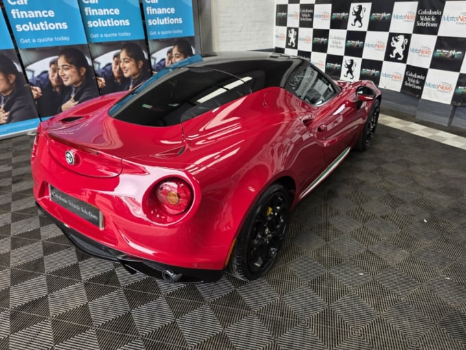 2025 Alfa Romeo 4c