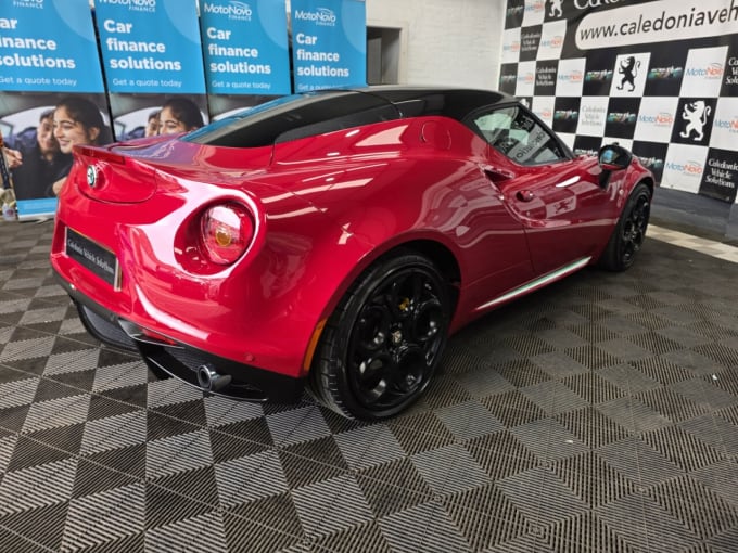 2025 Alfa Romeo 4c