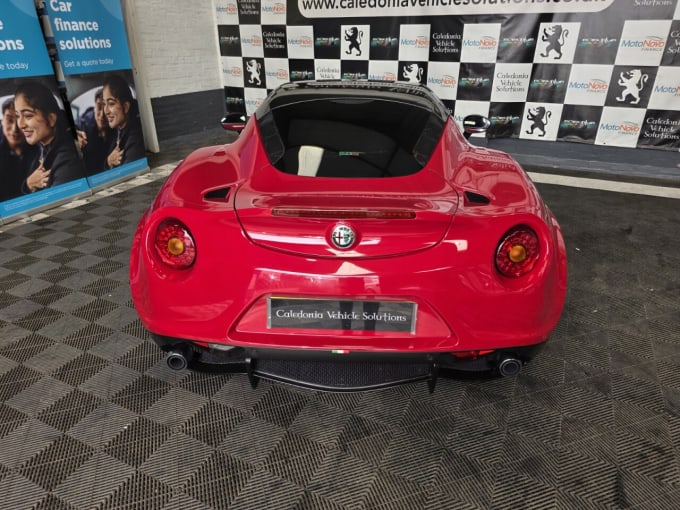 2025 Alfa Romeo 4c