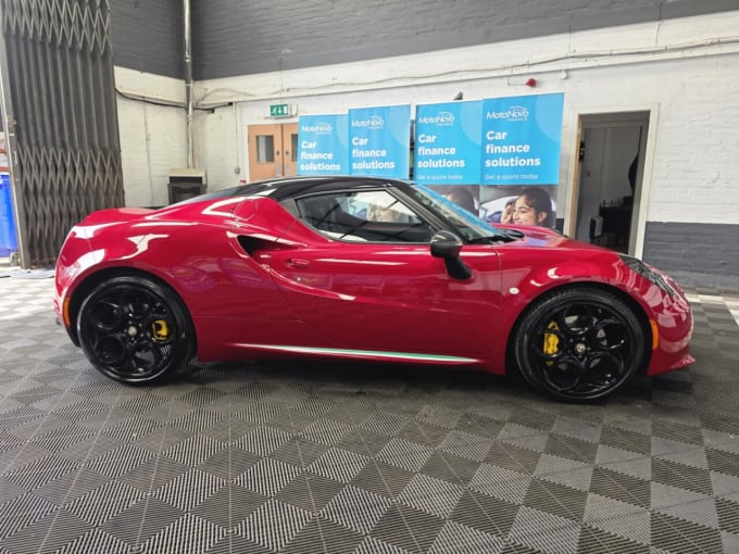 2025 Alfa Romeo 4c