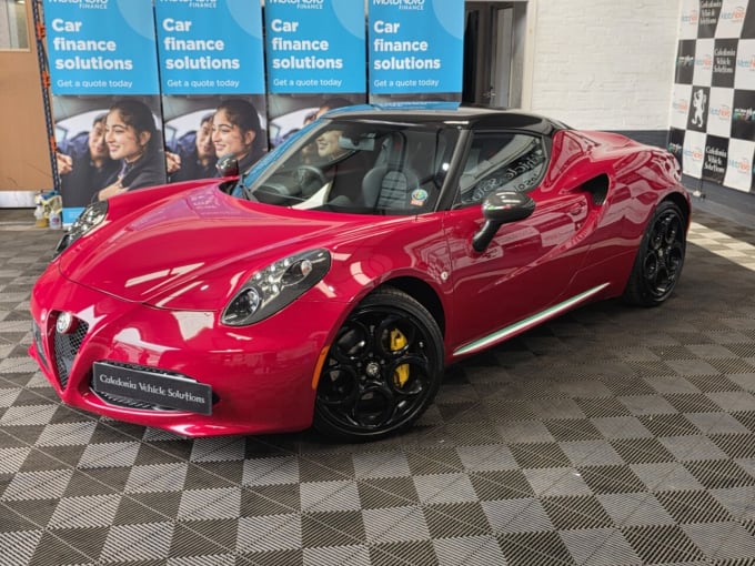 2025 Alfa Romeo 4c