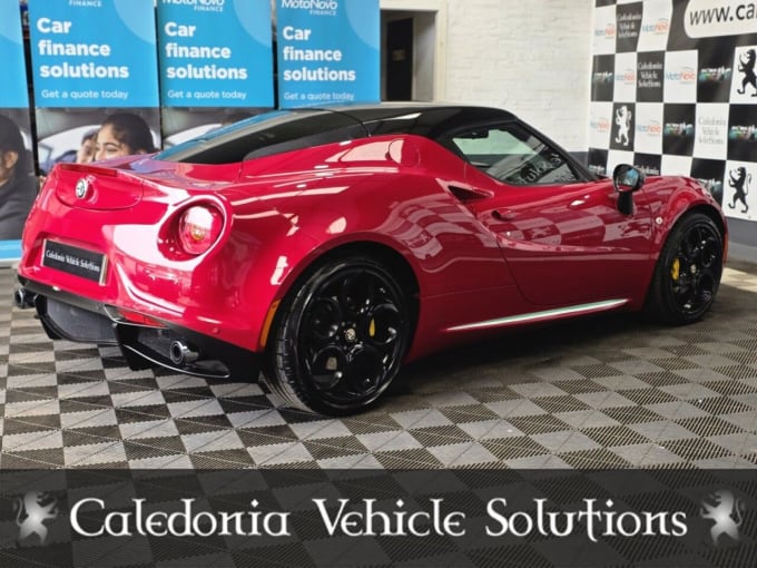 2025 Alfa Romeo 4c