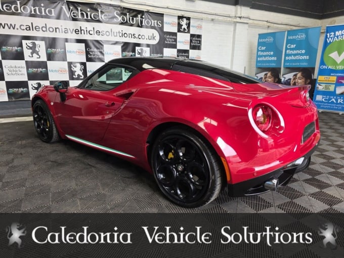 2025 Alfa Romeo 4c