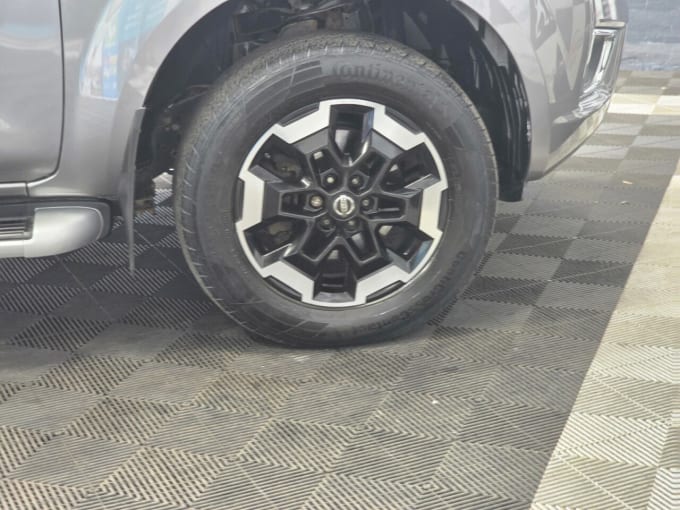 2025 Nissan Navara