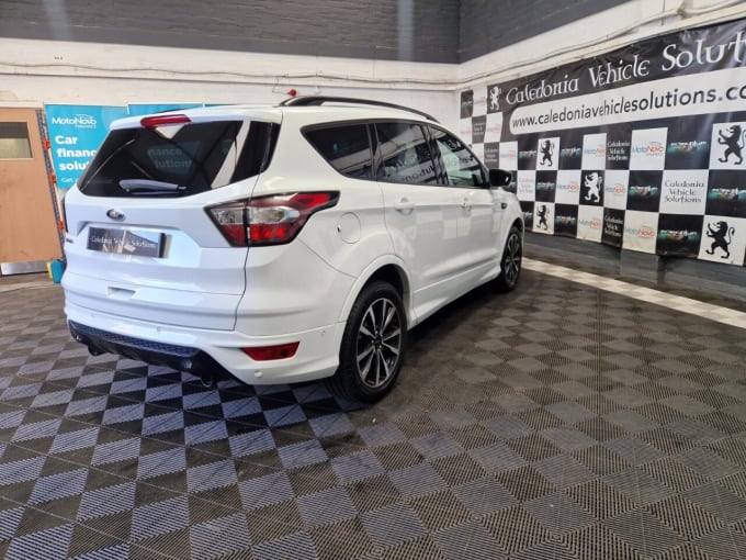 2025 Ford Kuga