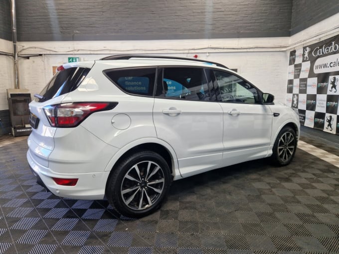 2025 Ford Kuga