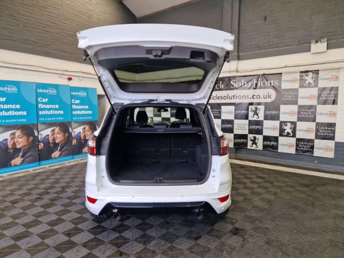 2025 Ford Kuga