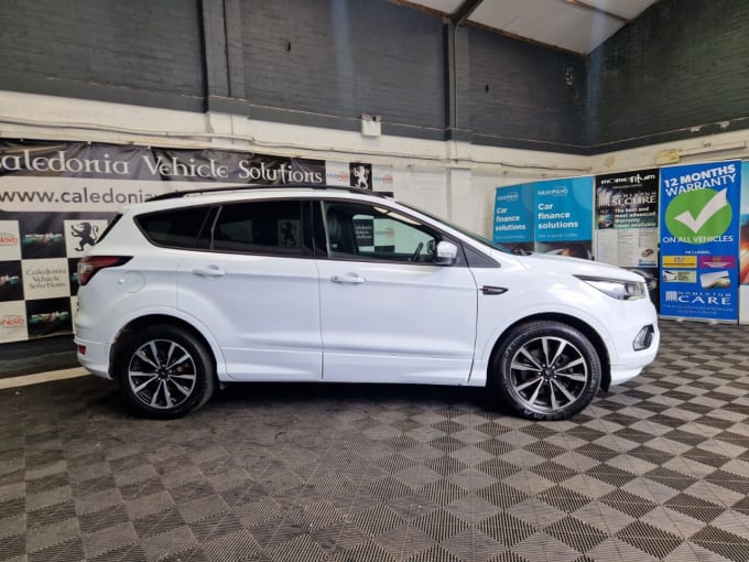2025 Ford Kuga