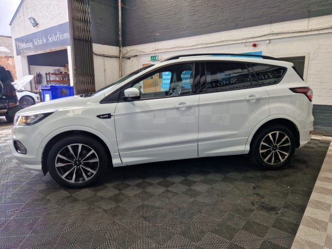 2025 Ford Kuga