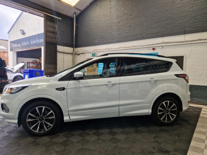 2025 Ford Kuga