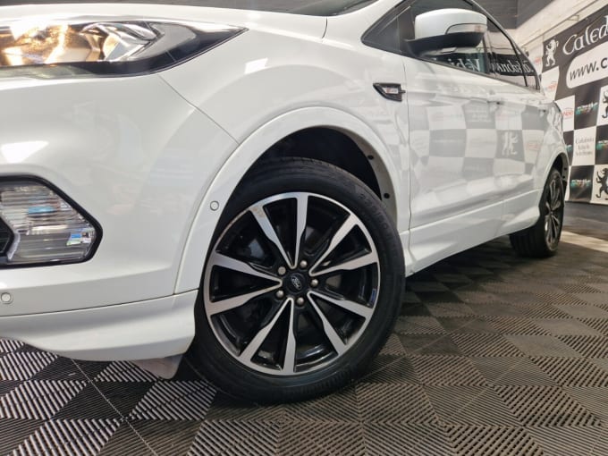 2025 Ford Kuga