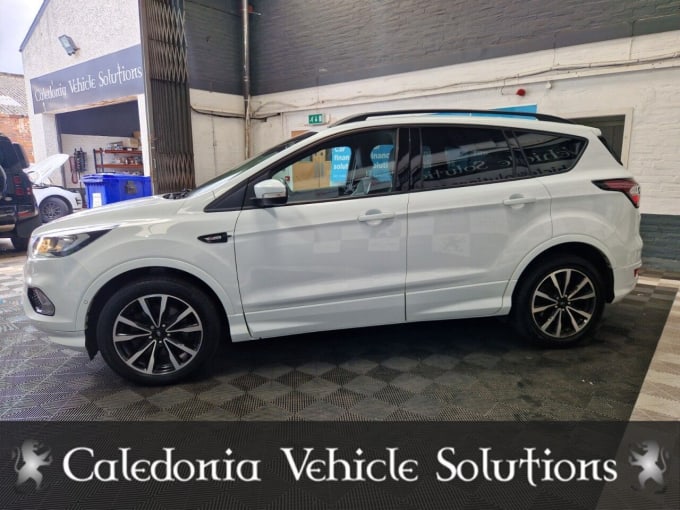 2025 Ford Kuga