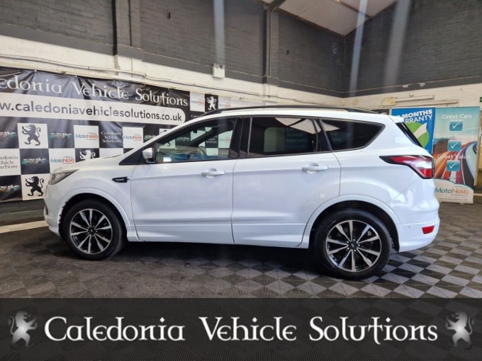 2025 Ford Kuga