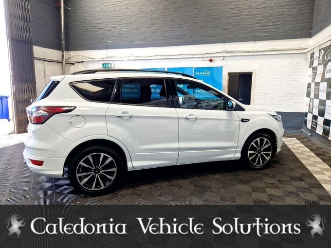 2025 Ford Kuga