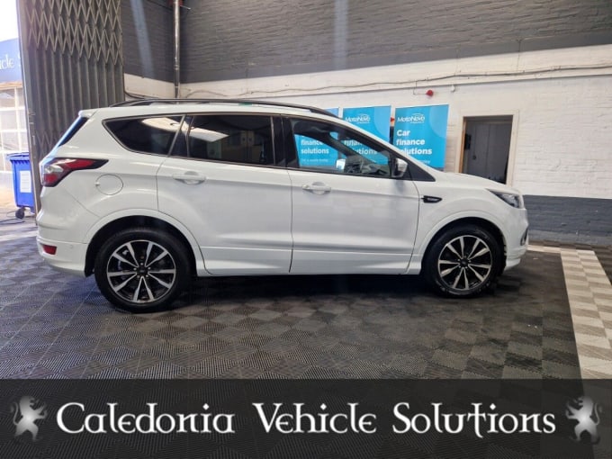 2025 Ford Kuga