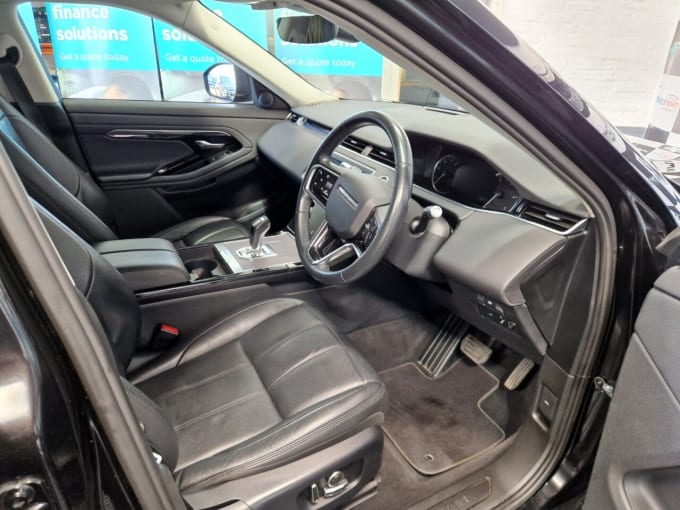 2025 Land Rover Range Rover Evoque