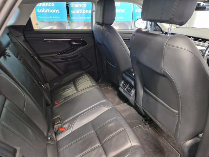 2025 Land Rover Range Rover Evoque