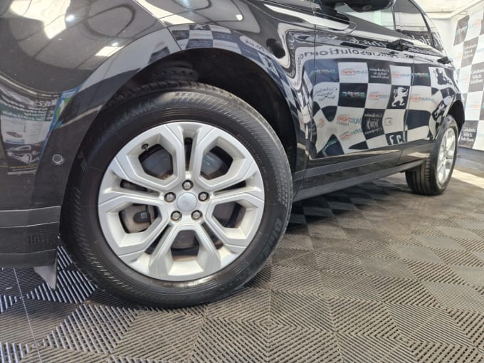 2025 Land Rover Range Rover Evoque