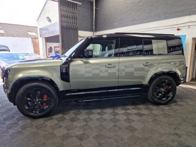 2025 Land Rover Defender