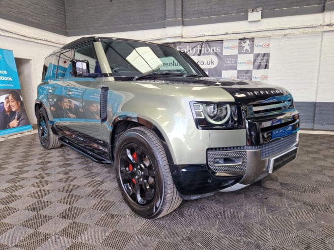 2025 Land Rover Defender