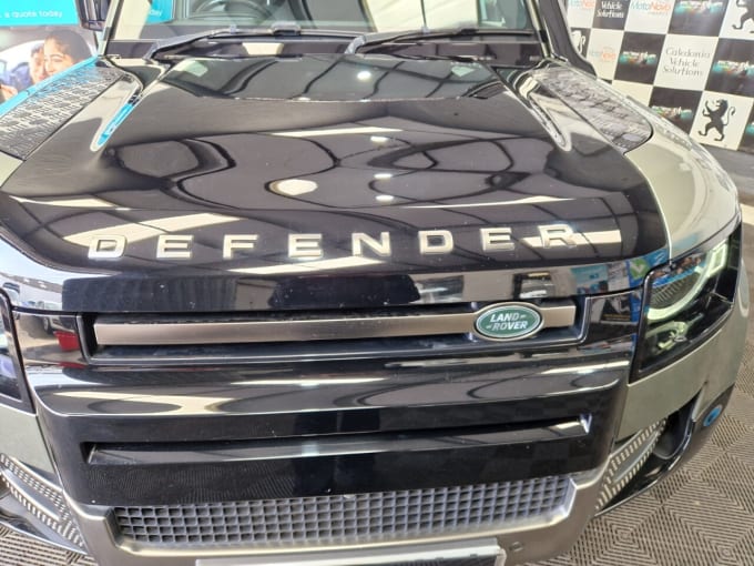 2025 Land Rover Defender