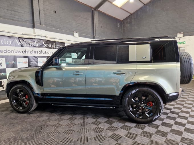 2025 Land Rover Defender