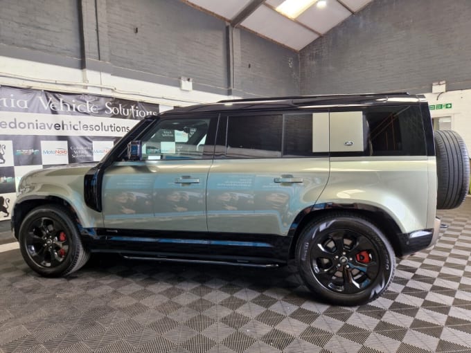 2025 Land Rover Defender