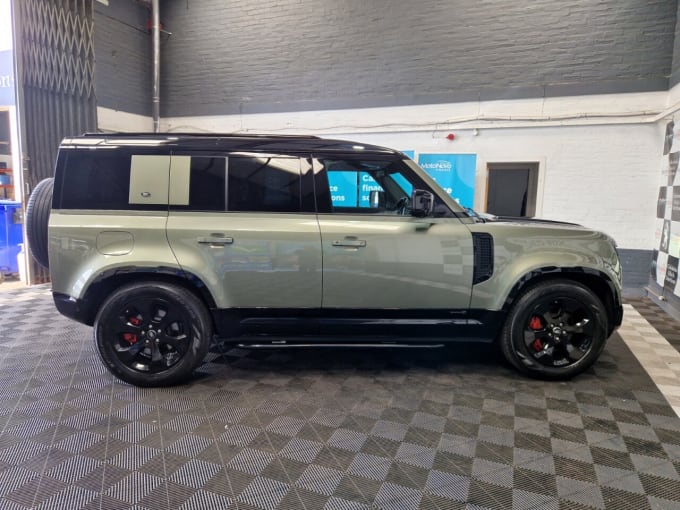 2025 Land Rover Defender