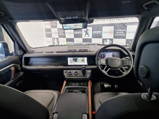 2025 Land Rover Defender