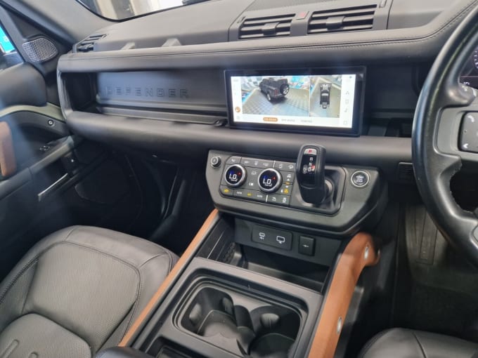 2025 Land Rover Defender