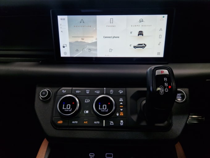 2025 Land Rover Defender