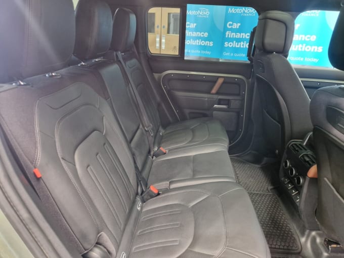 2025 Land Rover Defender