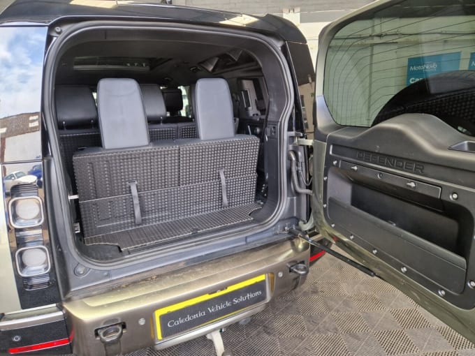 2025 Land Rover Defender