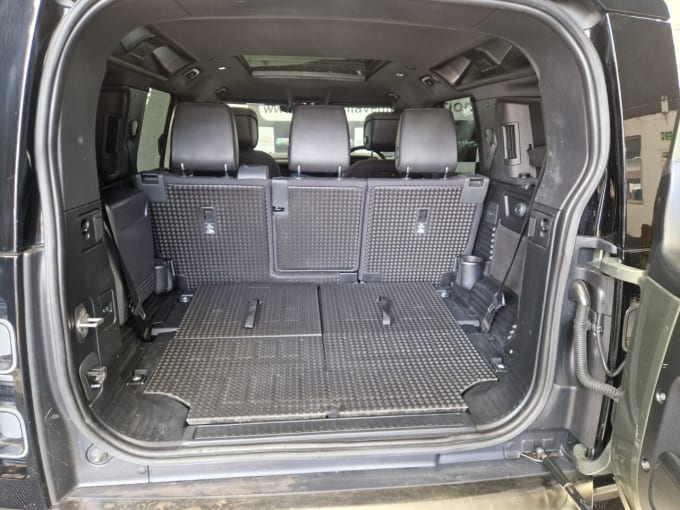 2025 Land Rover Defender