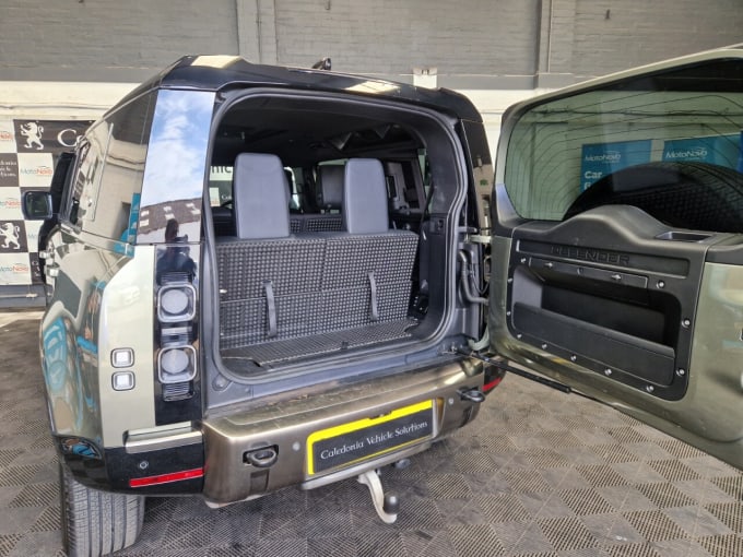 2025 Land Rover Defender