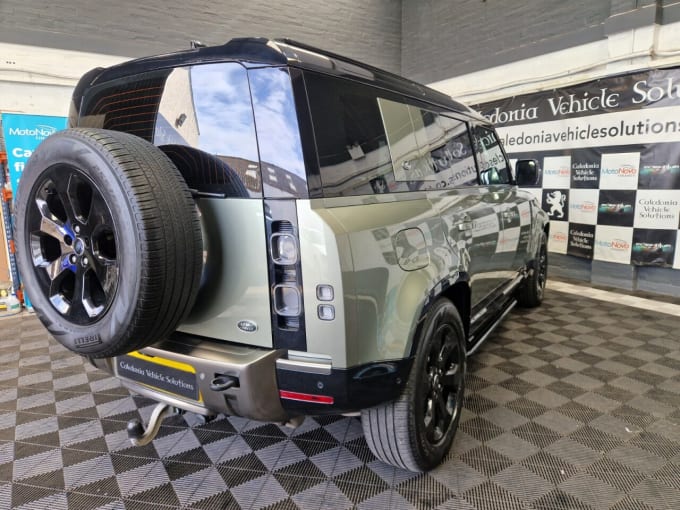 2025 Land Rover Defender