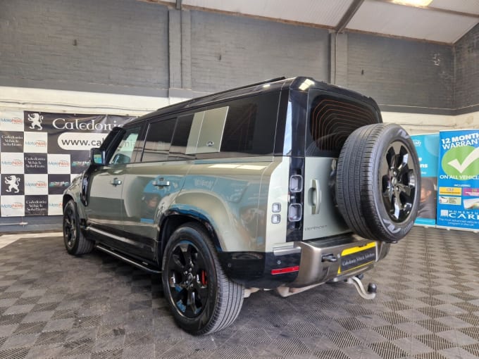 2025 Land Rover Defender