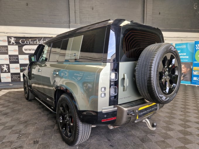 2025 Land Rover Defender