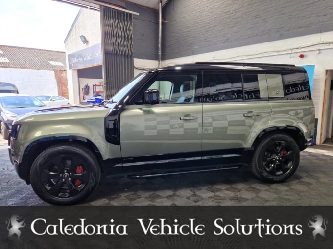 2025 Land Rover Defender